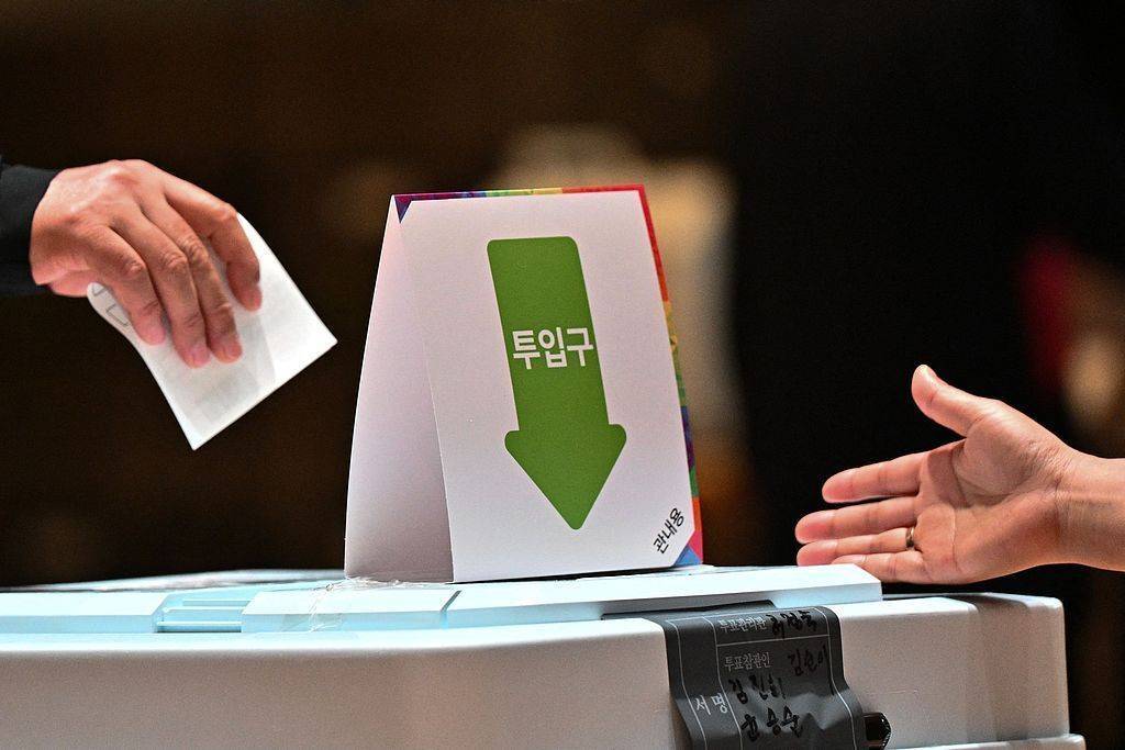 皇冠信用网会员_投票率34.74% 韩国总统大选提前投票结束