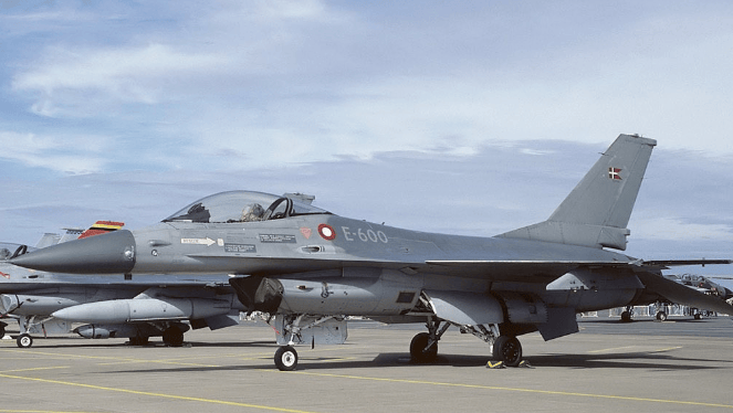 皇冠体育App下载_乌克兰F-16 MLU战斗机失落：陈旧机型难敌俄罗斯皇冠体育App下载，西方武器援助成累赘！