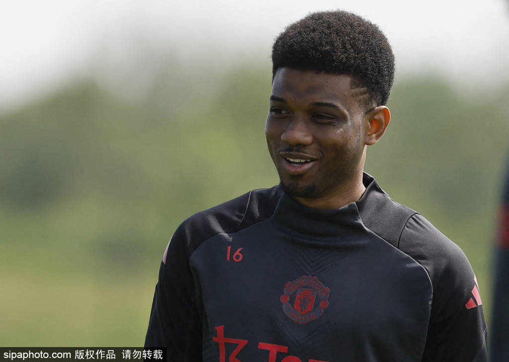 皇冠信用網登2代理_曼联免签法国新星前锋皇冠信用網登2代理，未来之星能否再现波巴辉煌？