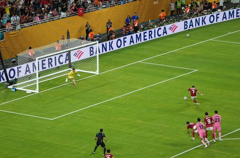 信用网如何申请_世俱杯揭幕战-乌斯塔里扑点梅西中框 迈阿密国际0-0开罗国民