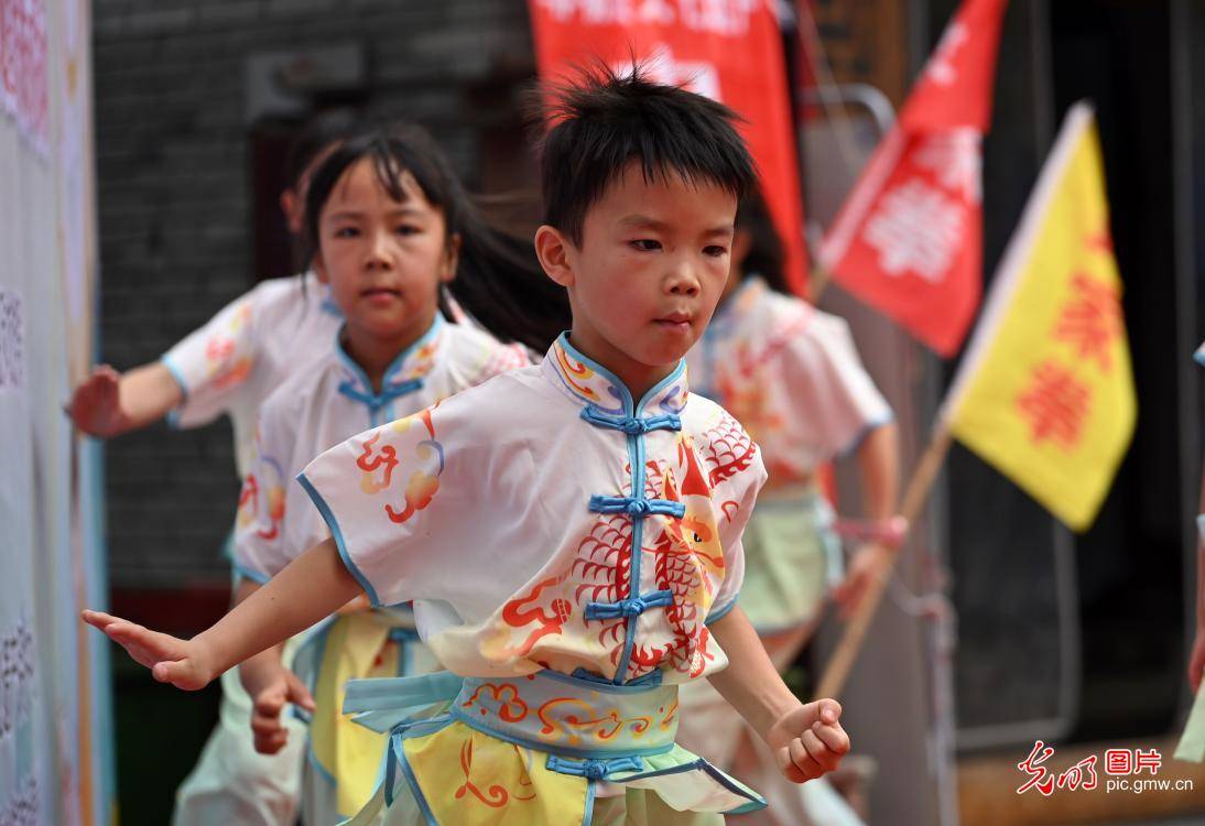 皇冠信用網注册网址_【文化和自然遗产日】非遗薪火代代传 匠心接力续华章