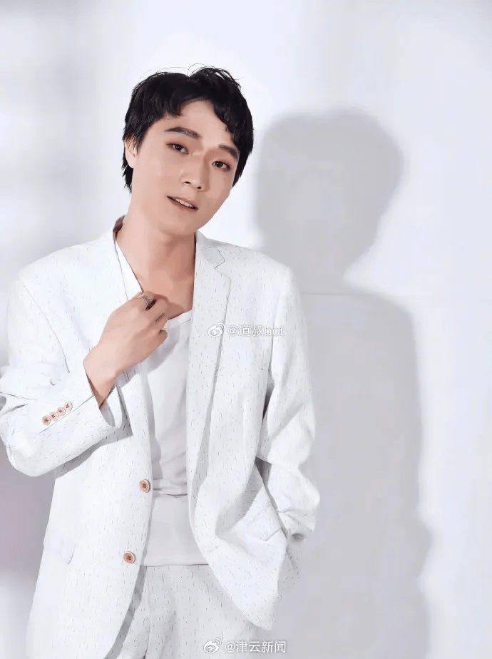 皇冠信用网开户要钱吗
_男艺人张艺洋杀害16岁女友被枪决皇冠信用网开户要钱吗
,成娱乐圈首位被执行死刑的艺人