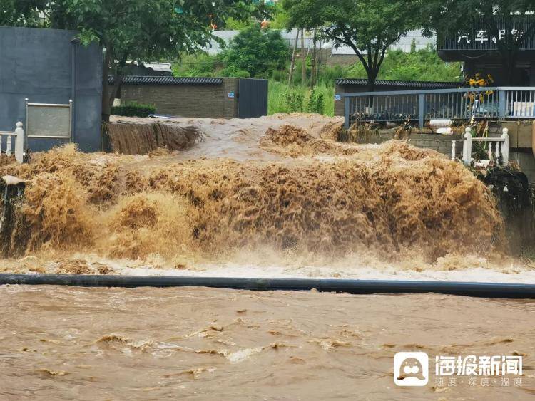 皇冠信用網会员注册网址
_因强降雨天气 河北兴隆县街道积水严重 居民:水位最高时没过护城河
