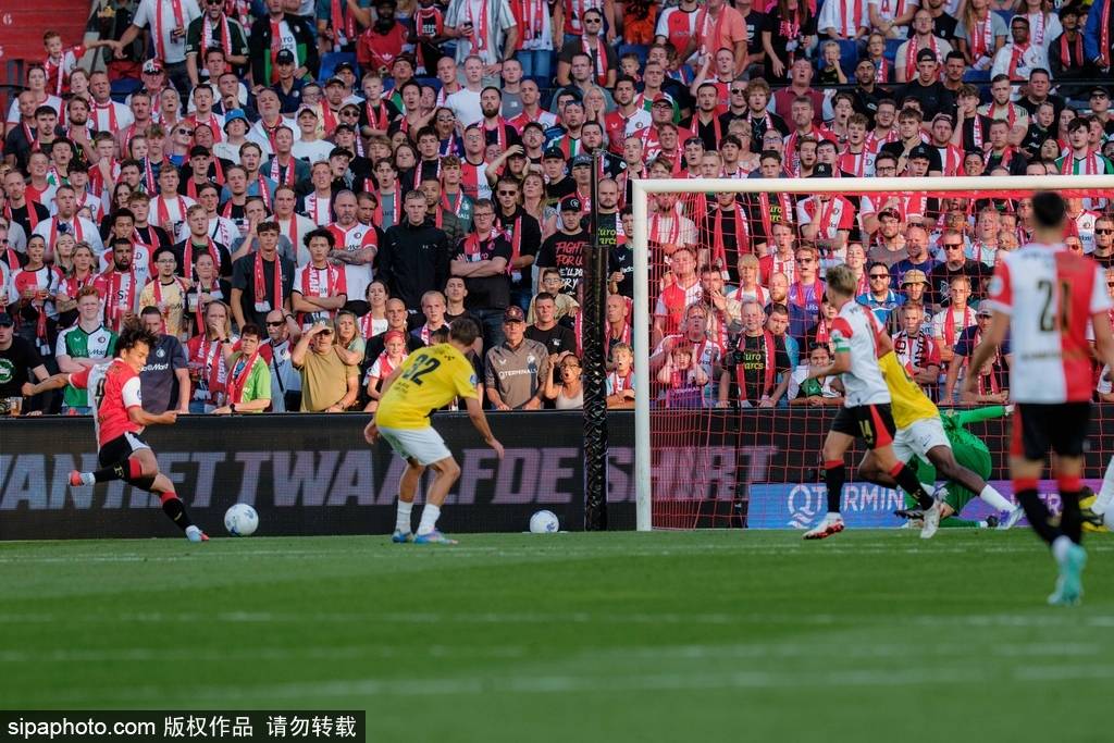 体育皇冠信用网_费内巴切5-2逆转费耶诺德晋级欧冠资格赛：弗雷德的超级世界波引爆全场