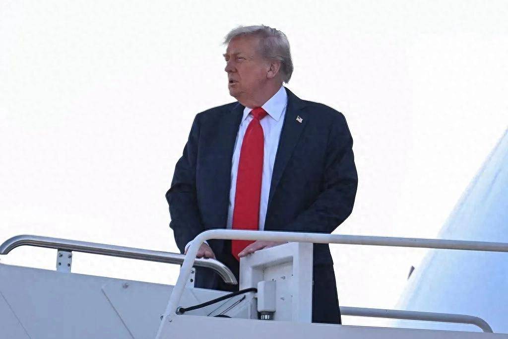 皇冠信用網在哪里开通
_特朗普已出发皇冠信用網在哪里开通
,带了这些人