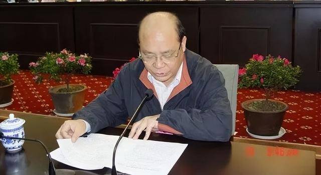 皇冠信用盘_首次披露皇冠信用盘,73岁原厅长李光荣被查