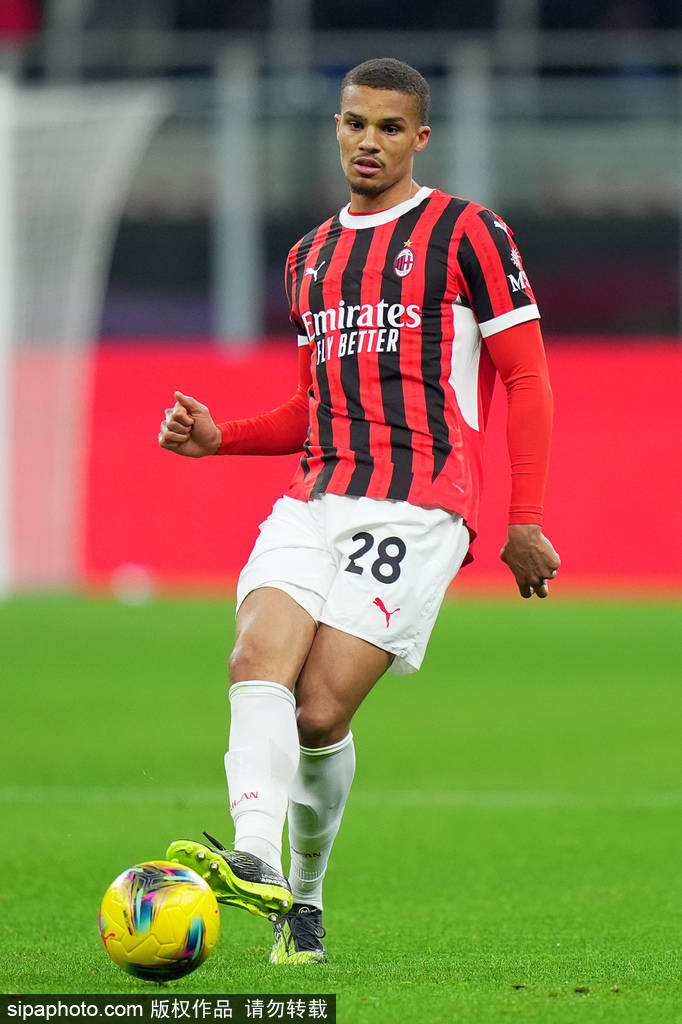 皇冠皇冠信用網平台_弗拉霍维奇与AC米兰的谈判：1500万签字费和600万年薪背后的故事