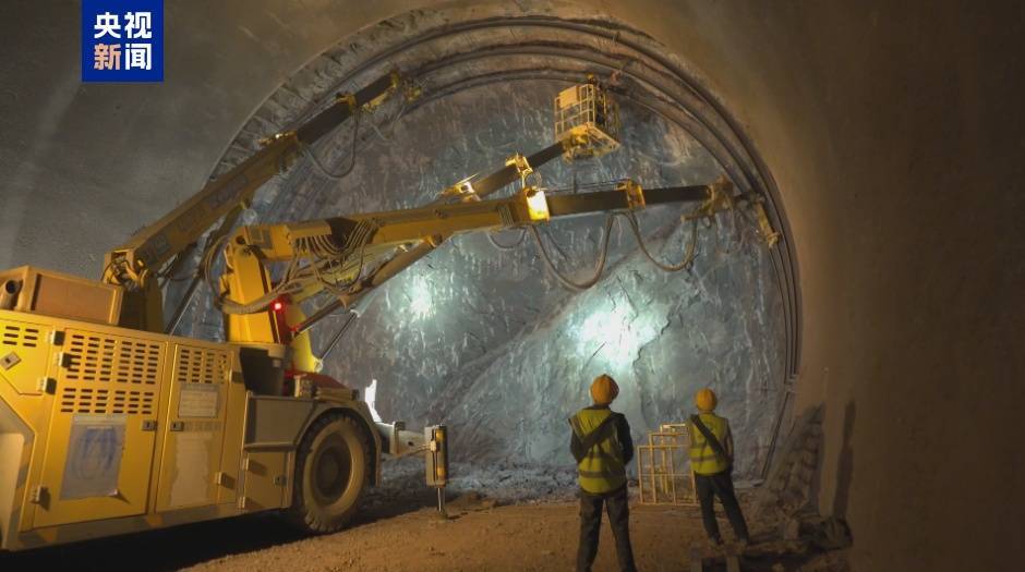 斯托克城vs布拉德福德
_西安 ⇌ 重庆6小时缩短至2.5小时斯托克城vs布拉德福德
!西渝高铁有重大进展!