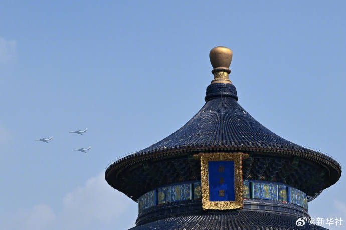 瓦鲁尔(女) vs國際米蘭(女)_金灿荣:阅兵式上让瓦鲁尔(女) vs國際米蘭(女)我大受震撼的五件大杀器