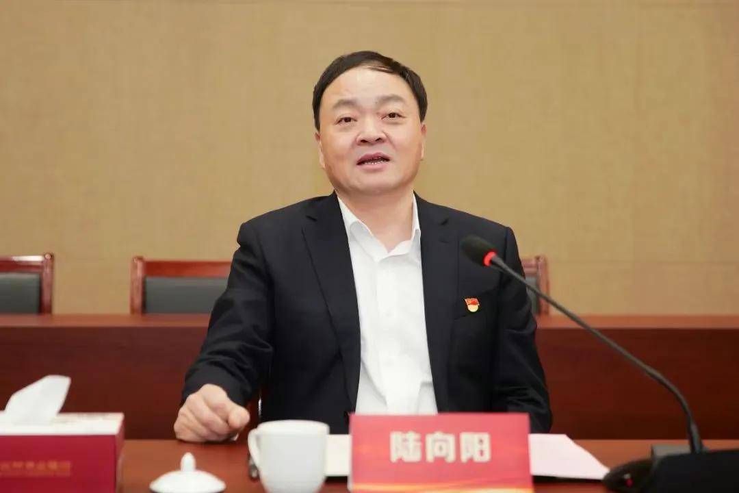 韦斯特罗斯vs赫尔辛堡_江苏最大农商行原董事长被查韦斯特罗斯vs赫尔辛堡,另一农信系统出身的“老银行人”同日被查