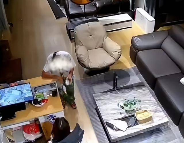 意大利(女) vs德国(女)_老人猥亵女性因高龄患绝症未被拘留 媒体发声“何以被免罚”