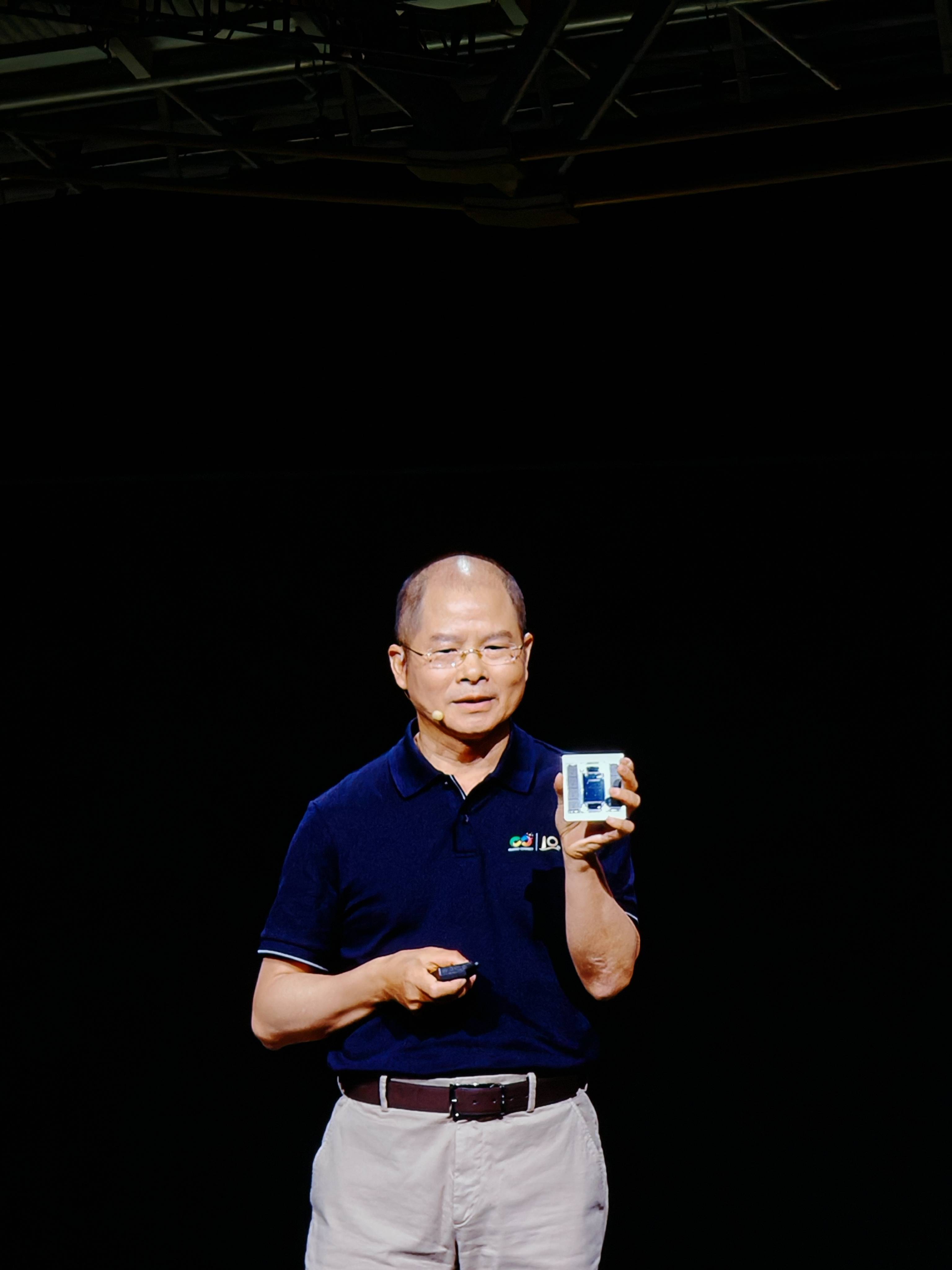 皇冠信用网会员申请_华为亮家底皇冠信用网会员申请，首次公开昇腾芯片未来3年计划，高管曝光与DeepSeek合作细节