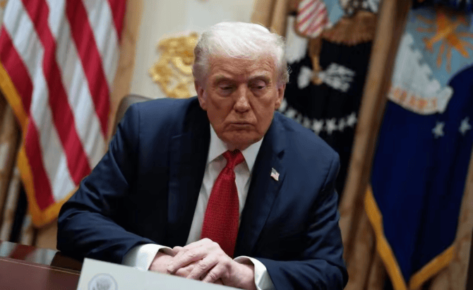 皇冠信用盘登3代理注册_特朗普主动公布访华行程皇冠信用盘登3代理注册，并送上一份厚礼！中方的回应，只有9个字，赖清德最害怕的局面出现？