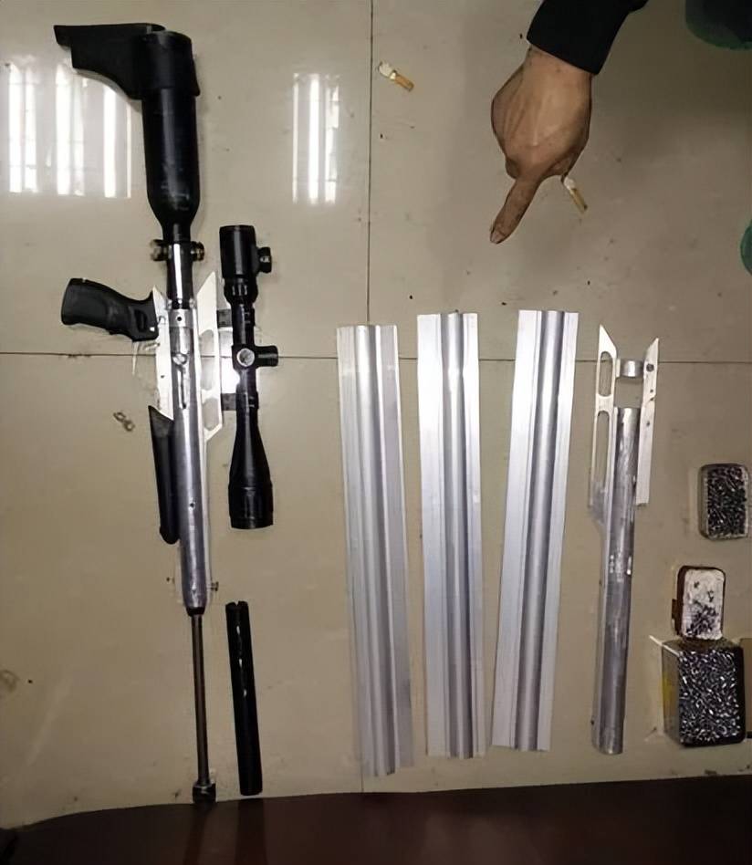 皇冠信用网代理_头部中弹！近日安徽18岁男孩深夜遭遇枪击皇冠信用网代理，枪是从哪来的？