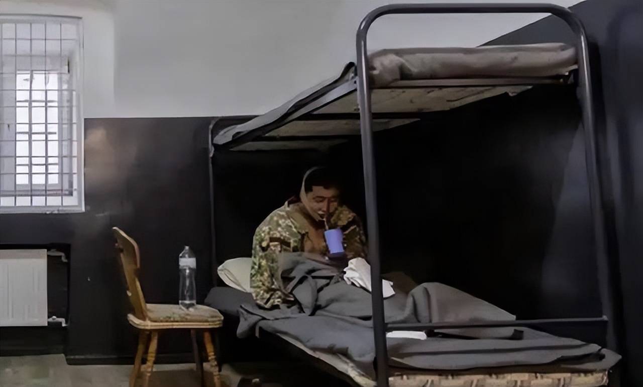 布里斯托城 vs 布莱克本
_投降没有好下场!被俘朝鲜士兵向韩媒哭诉:遭乌看守围殴布里斯托城 vs 布莱克本
,快疯了