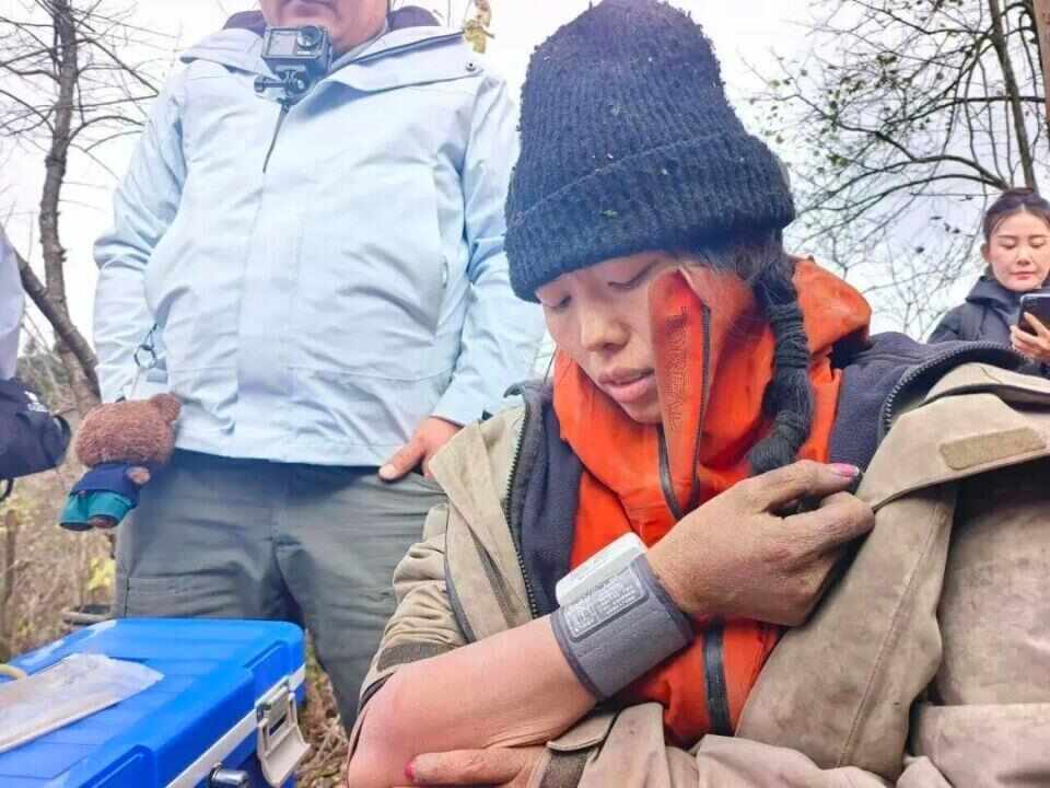 皇冠信用网会员开户_张家界七星山荒野求生5名选手血钾超标 目前15人没人退赛