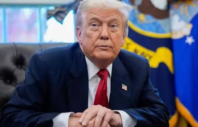 巴黎圣日耳曼_乌克兰拒绝“割地”巴黎圣日耳曼，特朗普计划开一个新条件换普京停火