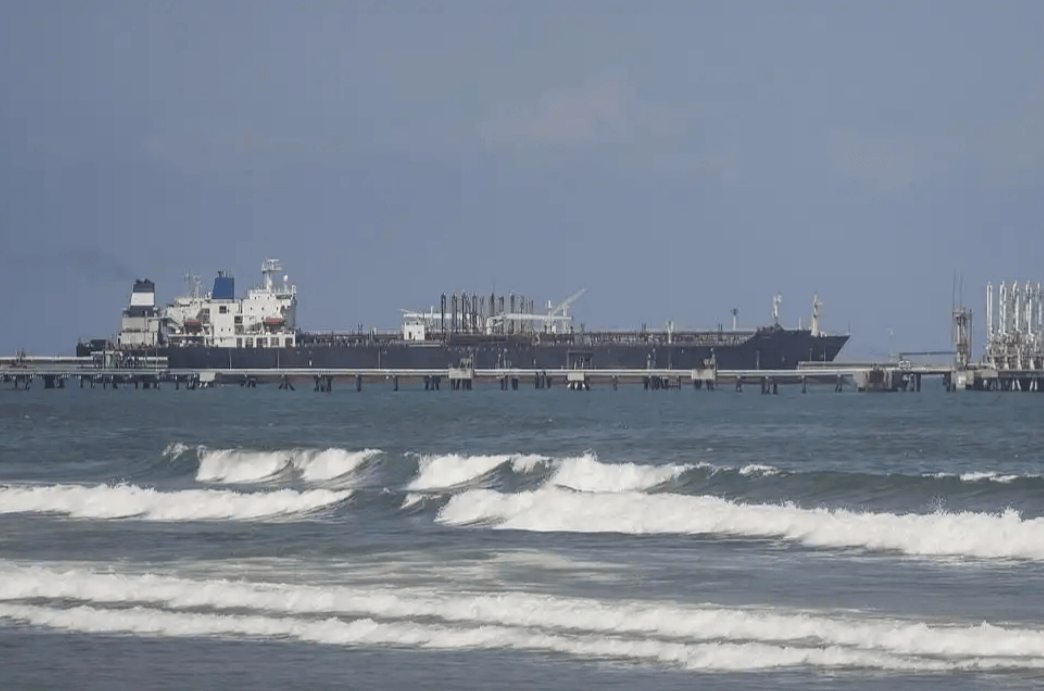 皇冠世界杯盘口
_美军海上强权试探中国底线皇冠世界杯盘口
,香港油轮被扣引发国际舆论,中方要如何应对?