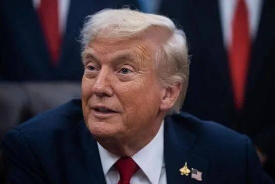 皇冠正网
_当不成总统了?特朗普承认自己或将下台皇冠正网
,但真正的麻烦还在后头