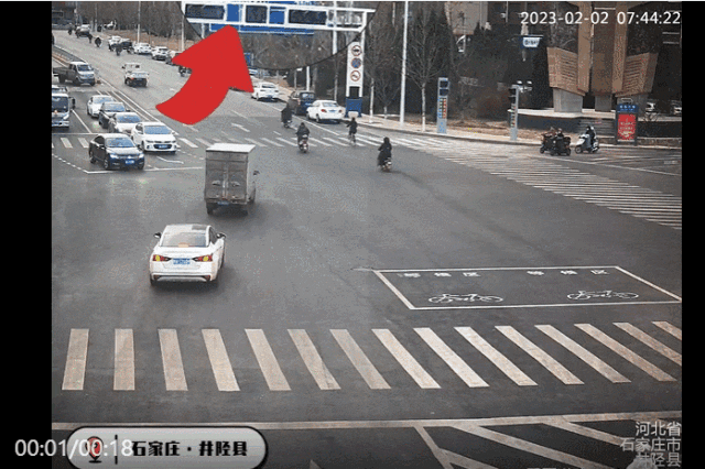 皇冠信用网会员开户_北京街头一轿车90km/h抢黄灯皇冠信用网会员开户,撞飞闯红灯的电动自行车,致一人死亡!检察机关提起公诉