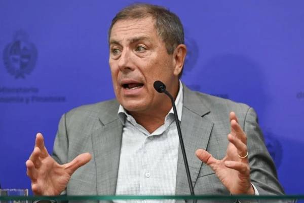 皇冠信用网出租
_乌拉圭部长:美国逼我们切断对华贸易皇冠信用网出租
,压力山大