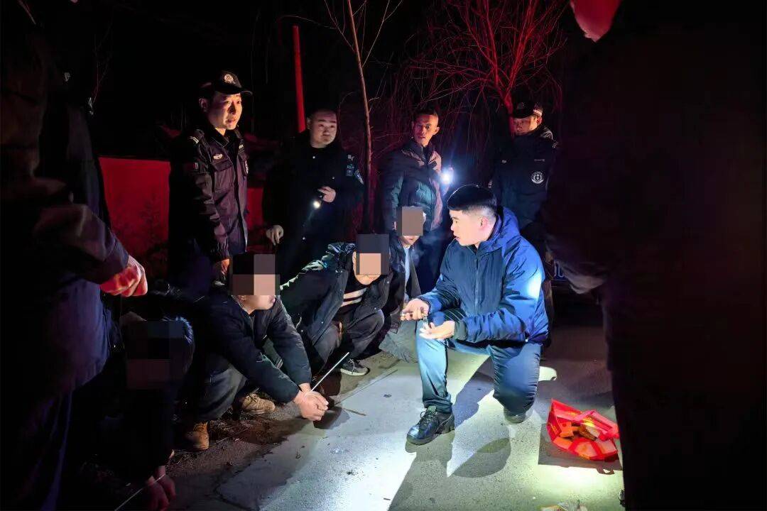 皇冠直播
_5人夜盗将军墓皇冠直播
,被无人机全程锁定现场抓获!