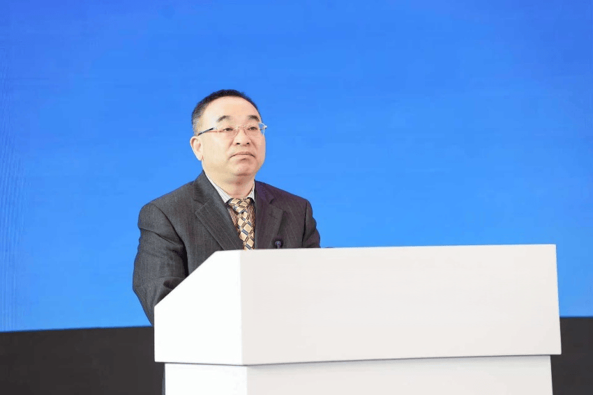 世界杯球赛哪里买平台
_今年第20“虎”任上被查世界杯球赛哪里买平台
!公安厅原厅长被公诉