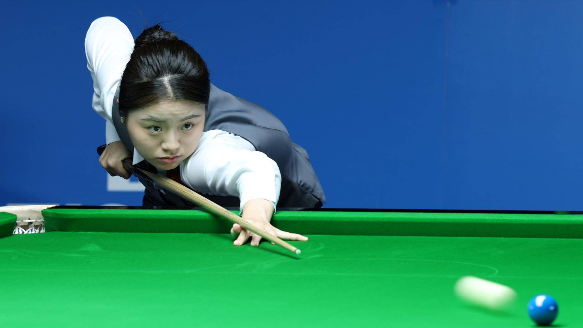 世界杯足球外盘怎么买 _创历史世界杯足球外盘怎么买 ！白雨露成为斯诺克世锦赛首位多杆破百女选手