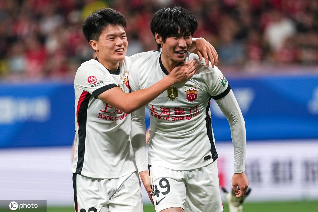 2026年国际足总世界杯_赛季首败2026年国际足总世界杯！中超-李新翔幸运入球制胜 海港客场1-0蓉城