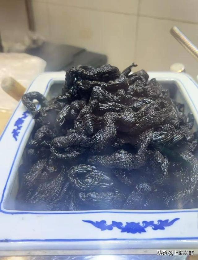 世界杯信用盘平台出租_7天狂卖1吨！上海阿姨爷叔排长队也要买世界杯信用盘平台出租，“这酱特别香，吃了让人难忘！”