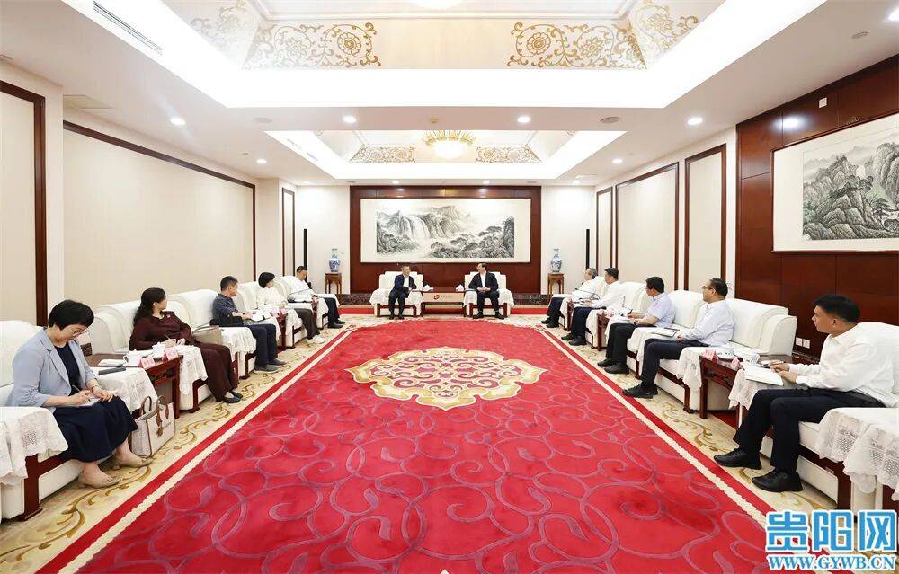 登1登2登3信用盘
_胡忠雄在太原与山西省委常委、太原市委书记林红玉举行座谈