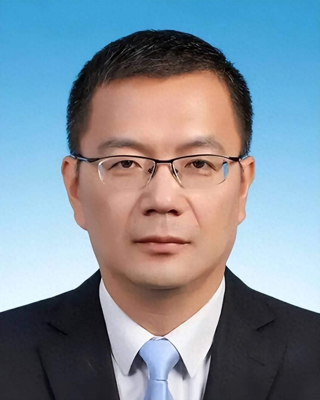 皇冠网_周和华任重庆市南岸区委书记皇冠网，曾在厦门工作