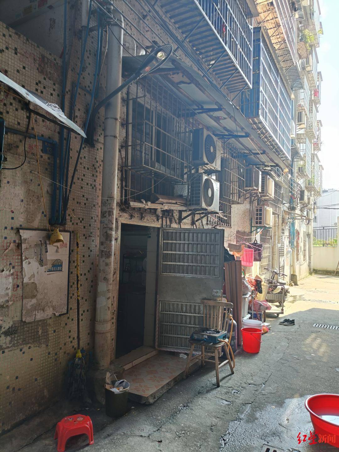 皇冠正网_“梅姨”落网始末:40年里皇冠正网,她从母亲变为贩童中间人,被抓时还欠一个月房租