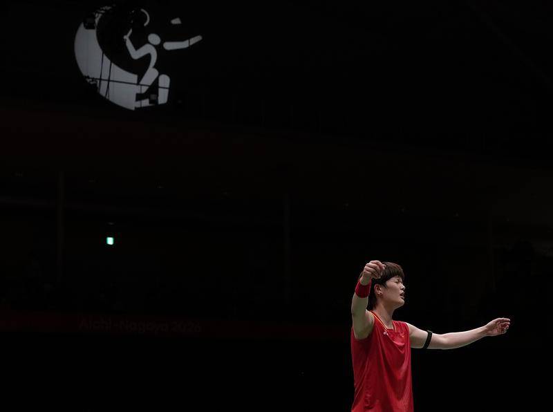 皇冠登3
_时隔12年再登顶皇冠登3
!亚运-国羽女团3-0日本摘金 夺队史第11冠