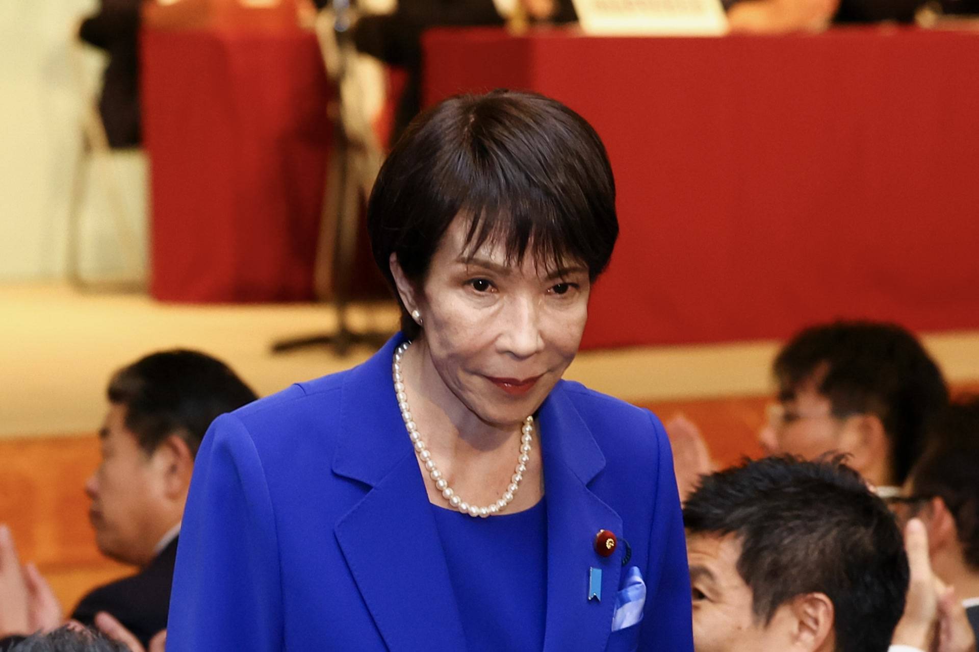 英格兰南部南区超级联赛_34:0“全票赞成”英格兰南部南区超级联赛，东京爆发一场“反美”抗议，高市早苗敢怒不敢言