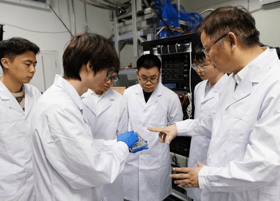 意大利乙组联赛_美国鹰派改口了意大利乙组联赛，世界不再认中国"全球第三"，世界格局现新底牌