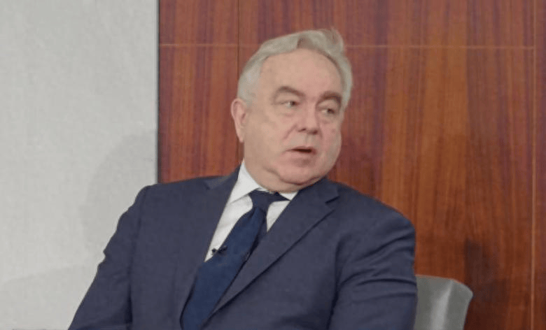 荷兰甲组联赛_卸任才敢吐真言！美国前高官改口：中国无法遏制荷兰甲组联赛，美国必须接触