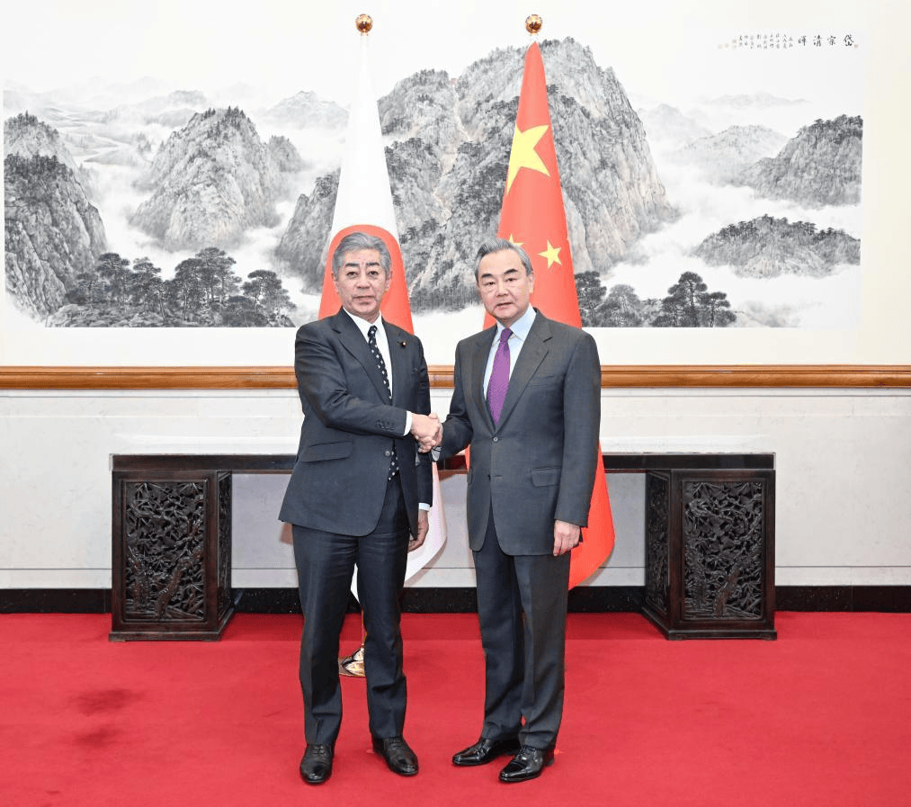 卡塔尔甲组联赛_日方收到中国通知卡塔尔甲组联赛，下个月访华多派人过来，一切按中方的规矩办