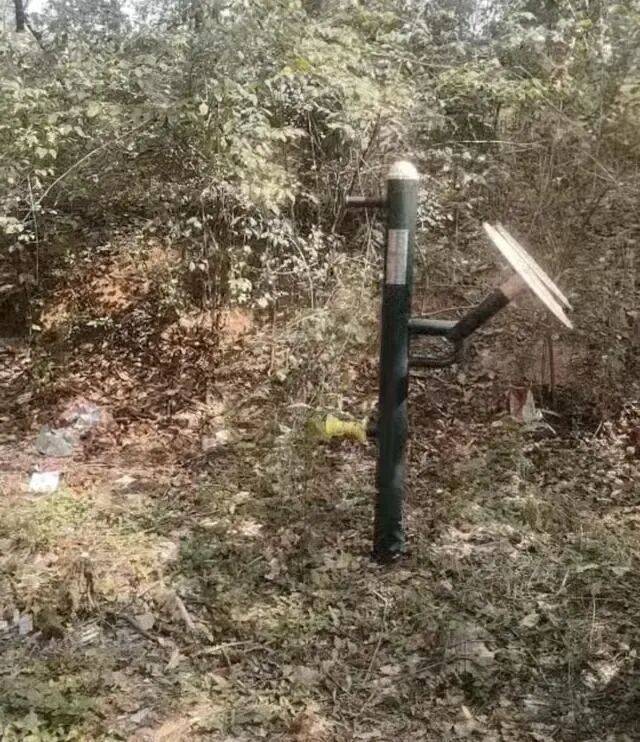 阿联酋超级联赛_河南南阳一村子健身器材安装在荒郊野地阿联酋超级联赛，当地回应：附近住有村民，后续会对环境进行提升